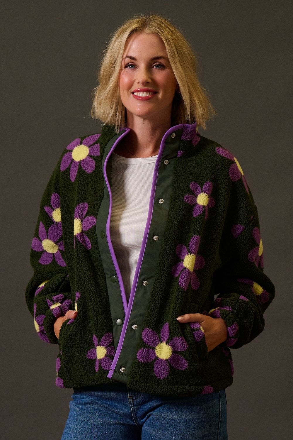 Remi Popper Fleece - Olive, Retro Daisy